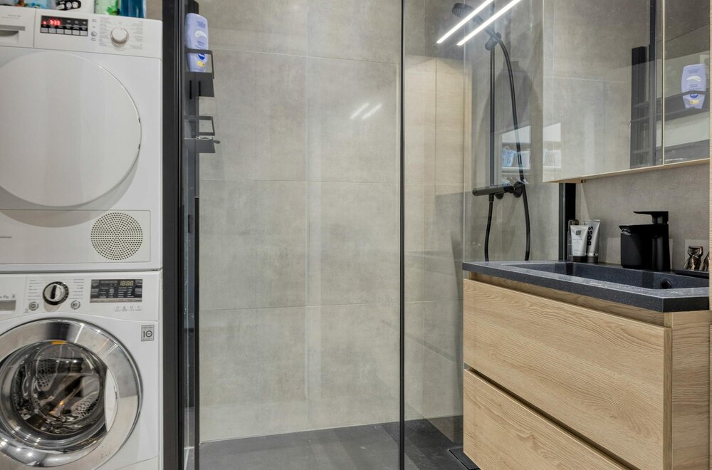 appartement-met-2-slaapkamers-terras-en-garagebox-te-koop-in-wilrijk011.jpg