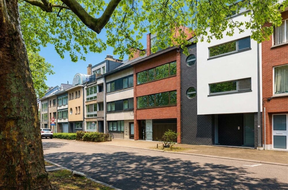 centraal-gelegen-appartement-met-2-slaapkamers-n-terras-aan-de-stadsrand-van-hasselt-investeringsappartement-016.jpg