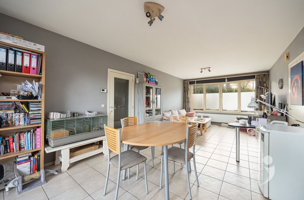 gelijkvloers-appartement-met-privatieve-tuin-005.jpg