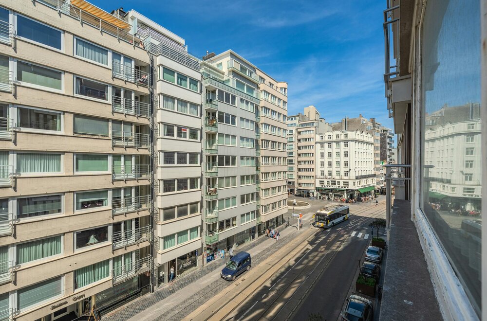 centraal-2-slaapkamer-appartement-vlakbij-zee-te-oostende005.jpg
