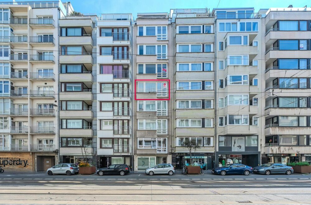 centraal-2-slaapkamer-appartement-vlakbij-zee-te-oostende016.jpg