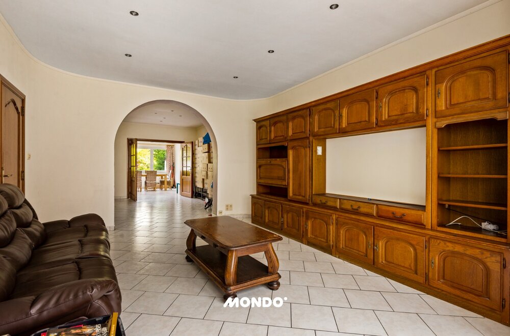 royale-woning-met-tuin-en-garage-in-het-groene-laken008.jpg