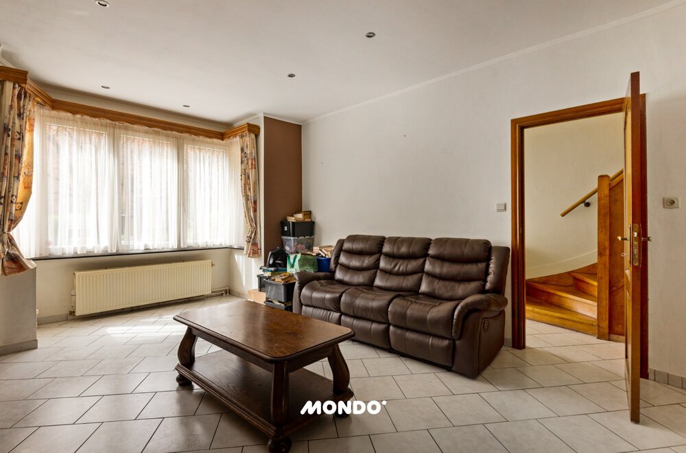 royale-woning-met-tuin-en-garage-in-het-groene-laken011.jpg