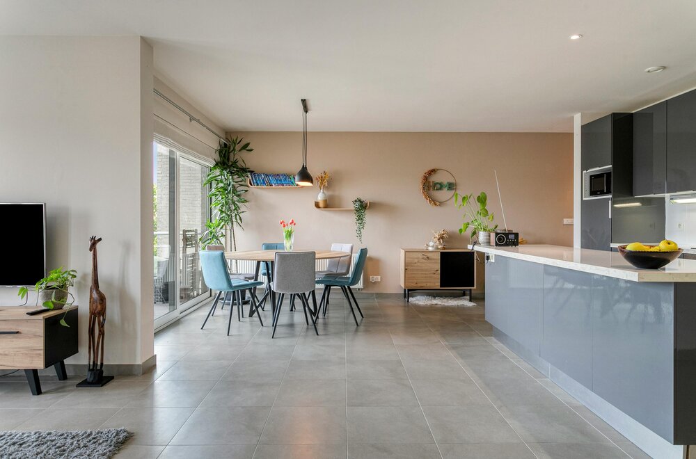appartement-100m-te-koop-in-ieper-met-twee-kamers-008.jpg