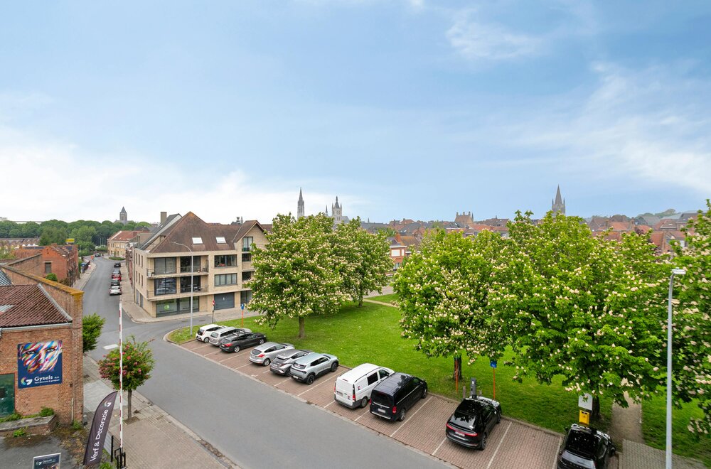 appartement-100m-te-koop-in-ieper-met-twee-kamers-011.jpg