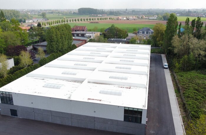8890 Moorslede