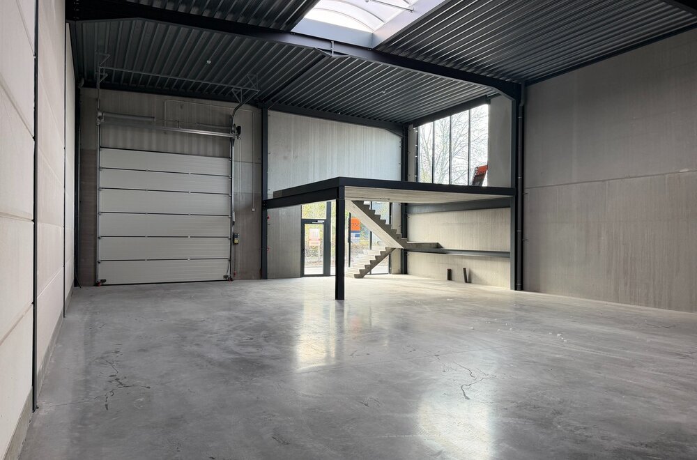 nieuwbouw-magazijn-te-koop-nabij-centrum-te-moorslede-dadizele-001.jpg