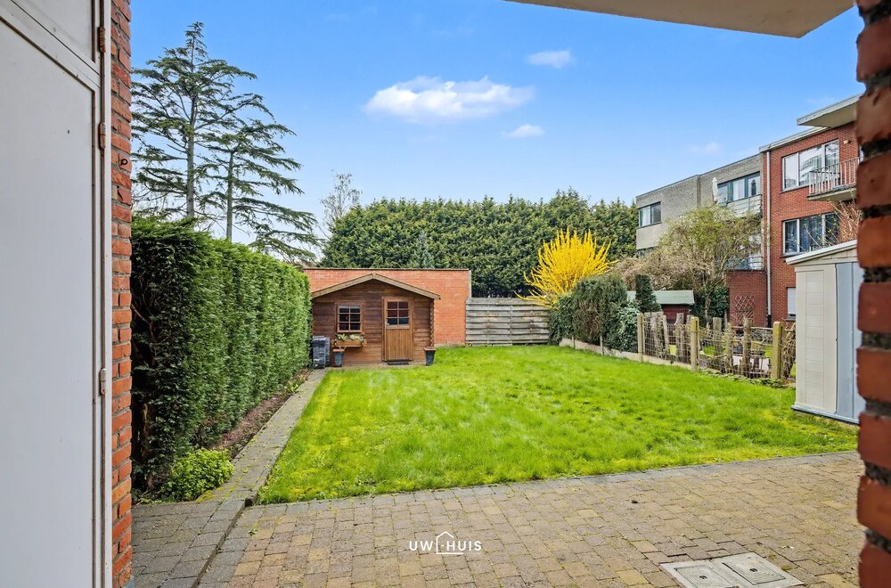 gezellig-gelijkvloers-appartement-in-zwijndrecht-met-ruime-tuin009.jpg