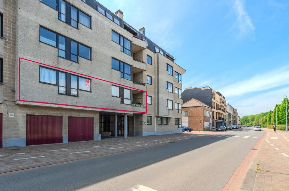 lichtrijk-twee-slaapkamerappartement-met-terras-te-oostende015.jpg