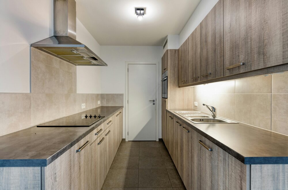 instapklaar-1-slaapkamerappartement-met-garagebox-in-centrum-eeklo006.jpg