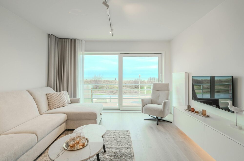 high-end-gerenoveerd-appartement-met-frontaal-zeezicht-007.jpg