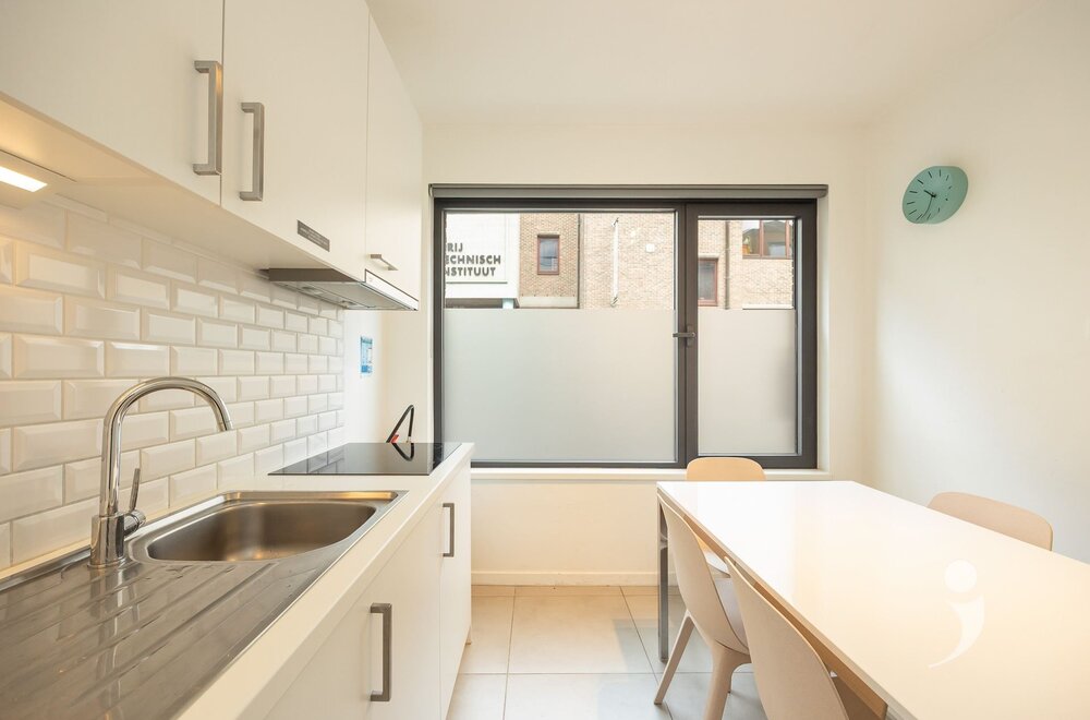 building-met-8-kamers002.jpg