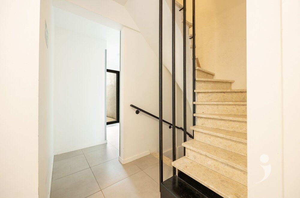 building-met-8-kamers003.jpg