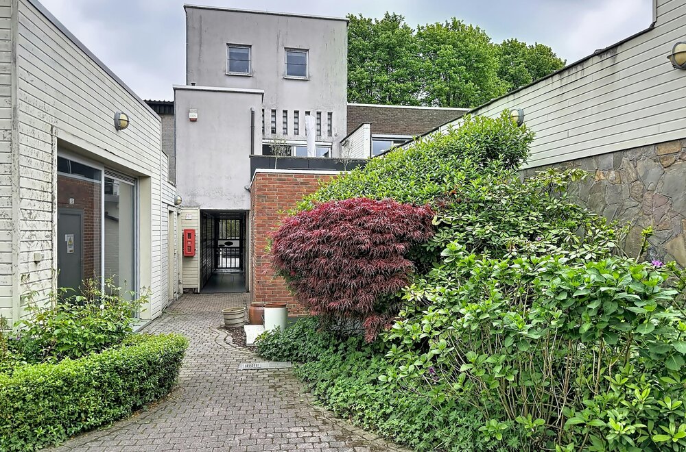 instapklaar-gelijkvloers-appartement-met-gemeenschappelijke-tuin-en-fietsenberging-in-hartje-kapellen-015.jpg