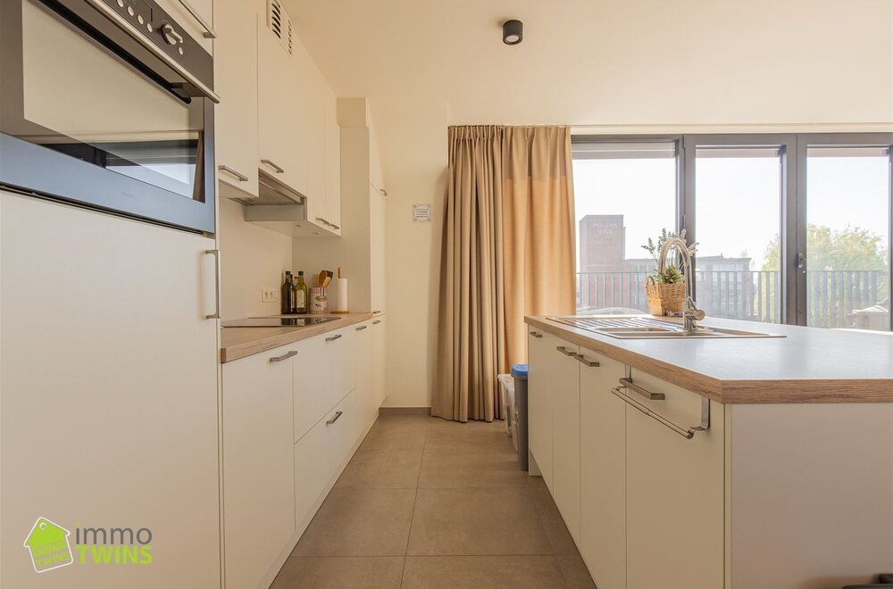modern-appartement-met-terras-en-staanplaats-te-grembergen-bij-dendermonde-006.jpg