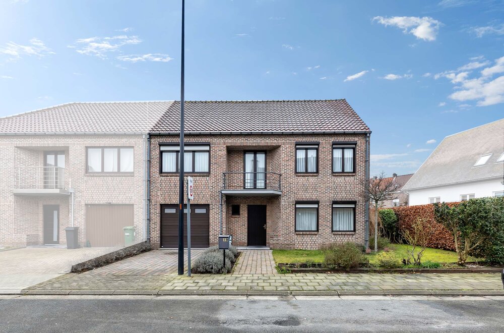 instapklare-hob-met-3-slaapkamers-garage-en-zonnige-tuin001.jpg