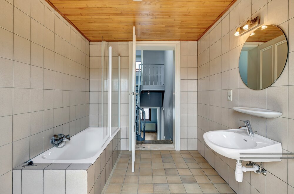 handelshuis-met-commercieel-gkvls-en-app-met-3-slpks-en-tuin021.jpg