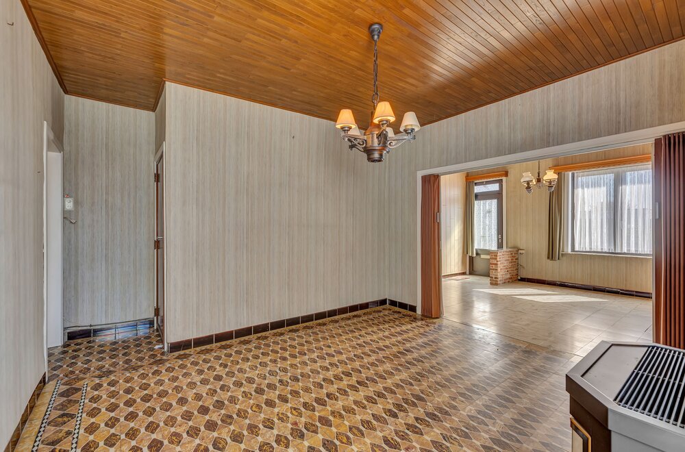 te-renoveren-woning-in-lennik008.jpg