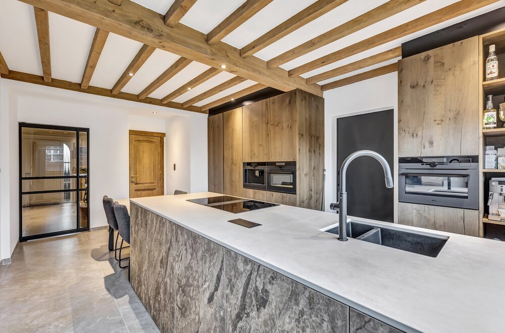 landelijk-stijlvolle-villa-die-recent-werd-gerenoveerd010.jpg