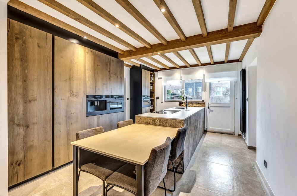 landelijk-stijlvolle-villa-die-recent-werd-gerenoveerd012.jpg