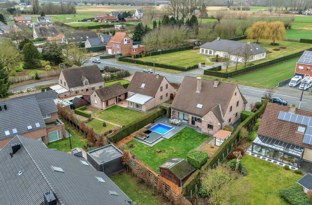 landelijk-stijlvolle-villa-die-recent-werd-gerenoveerd030.jpg