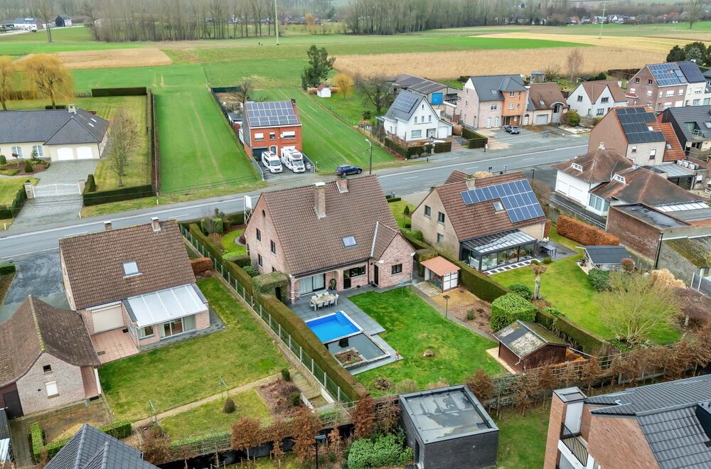 landelijk-stijlvolle-villa-die-recent-werd-gerenoveerd031.jpg