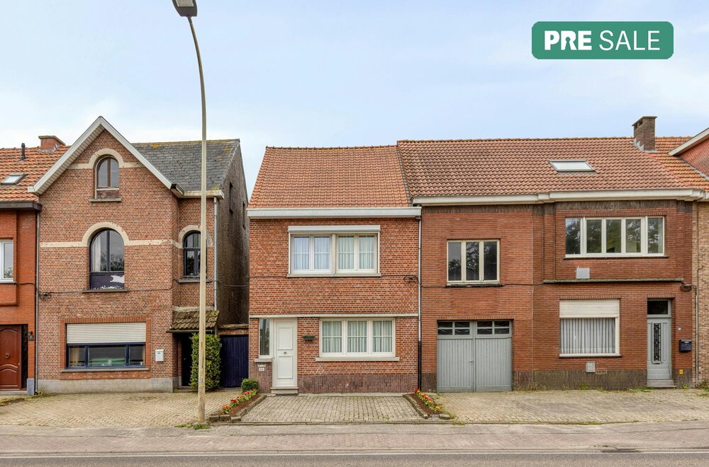 karaktervol-huis-met-tuin-te-koop-nabij-centrum-wuustwezel-001.jpg