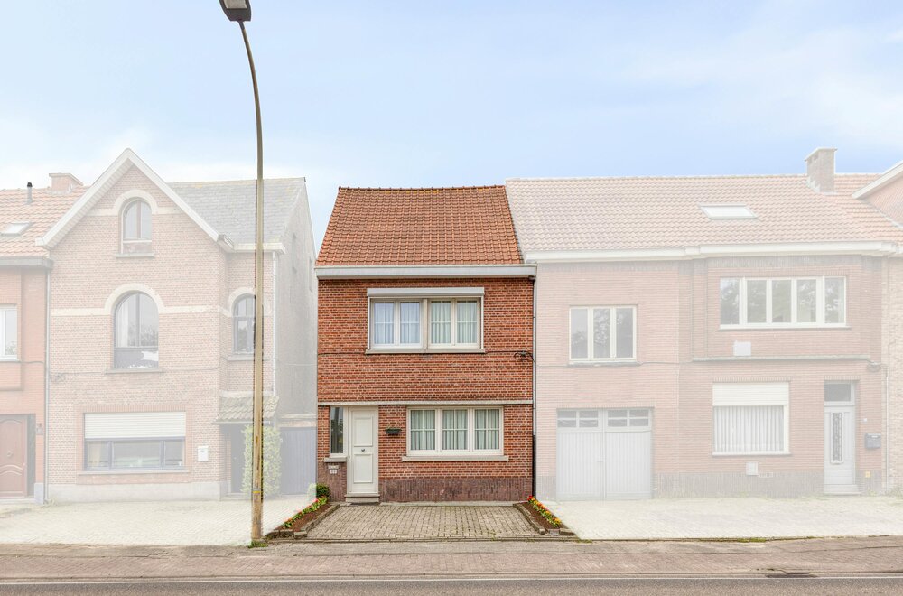 karaktervol-huis-met-tuin-te-koop-nabij-centrum-wuustwezel-002.jpg