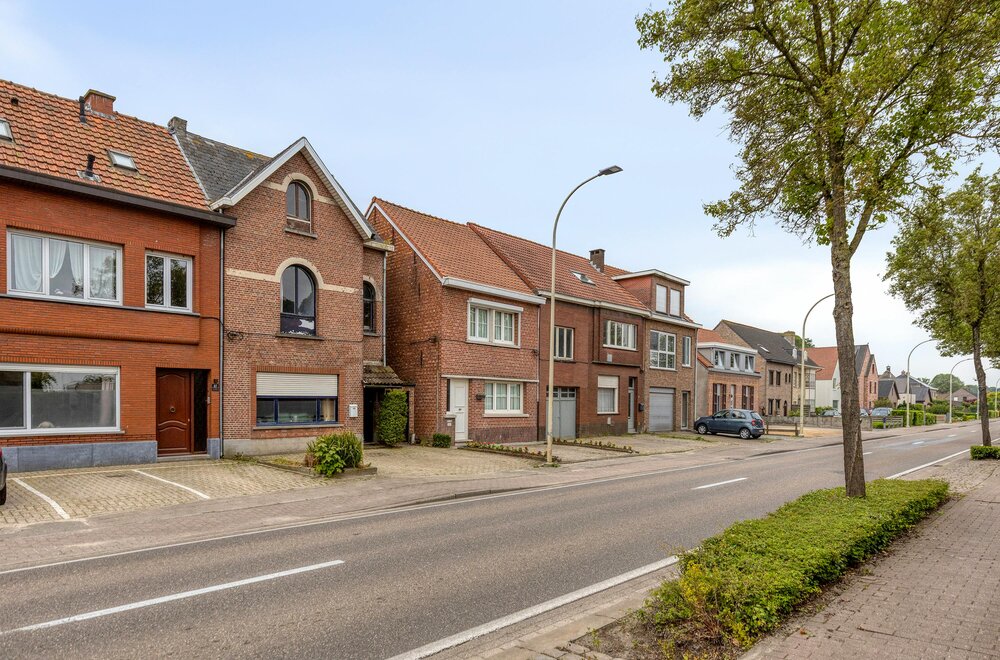 karaktervol-huis-met-tuin-te-koop-nabij-centrum-wuustwezel-005.jpg