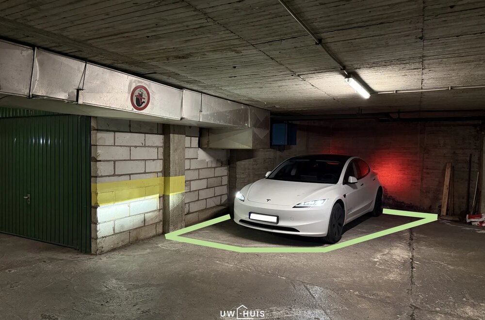 unieke-opportuniteit-ondergrondse-parkeerplaats-in-centrum-sint-niklaas001.jpg