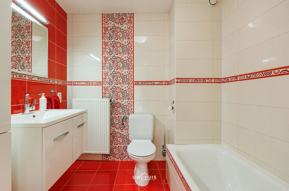 ruim-en-instapklaar-3-slaapkamer-appartement-met-garage-in-hamme009.jpg