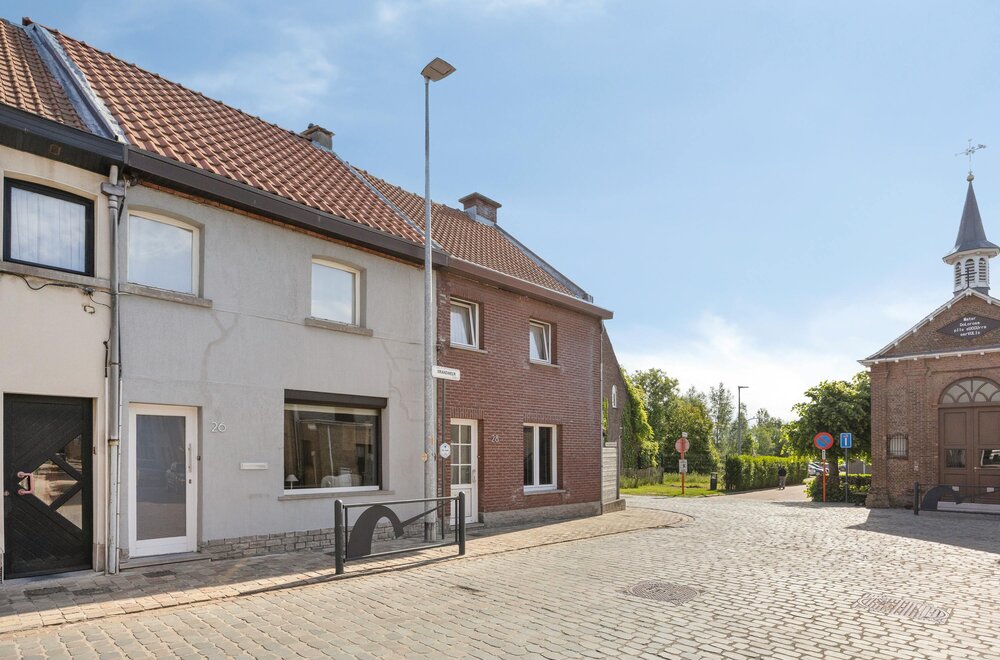 gerenoveerd-huis-te-koop-in-het-centrum-van-kruibeke001.jpg
