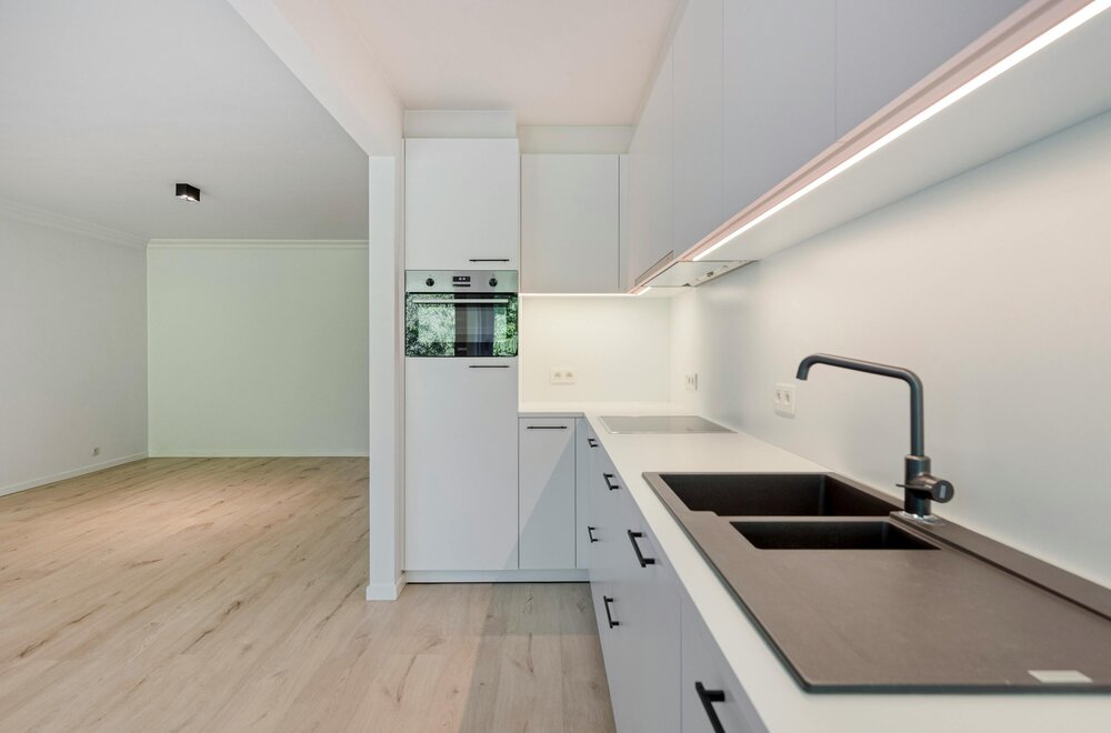 gerenoveerd-appartement-te-koop-in-brugge-met-2-slaapkamers004.jpg