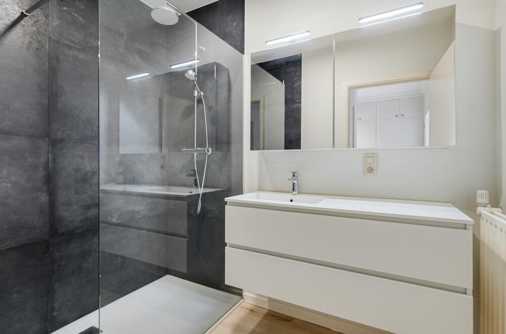 gerenoveerd-appartement-te-koop-in-brugge-met-2-slaapkamers010.jpg