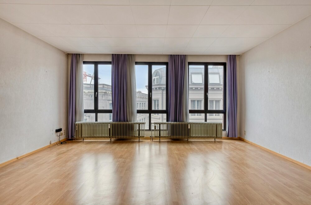 op-te-frissen-appartement-te-koop-in-antwerpen-centrum002.jpg
