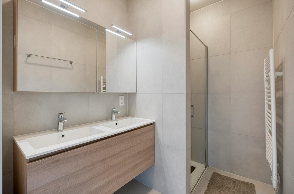 recent-appartement-met-twee-slaapkamers-en-terras-te-koop-in-berchem012.jpg