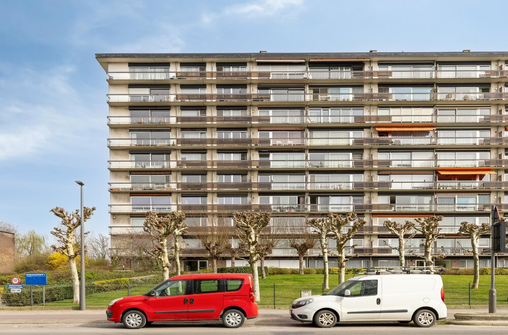 ondergrondse-autostaanplaats-in-nieuwdreef-merksem-te-koop-008.jpg