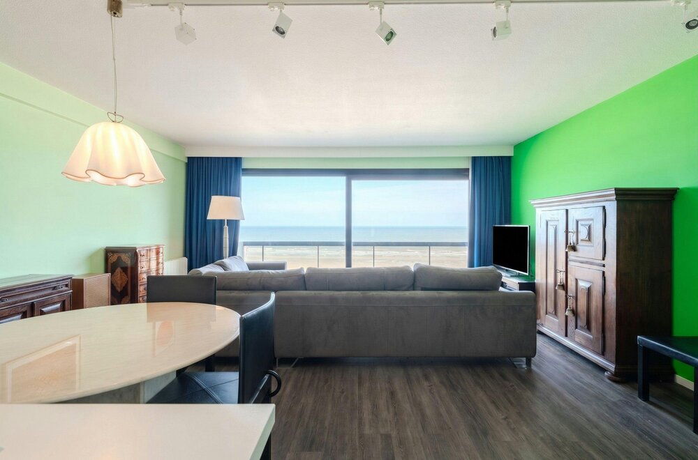 aangenaam-twee-slaapkamer-appartement-met-prachtig-zeezicht-006.jpg