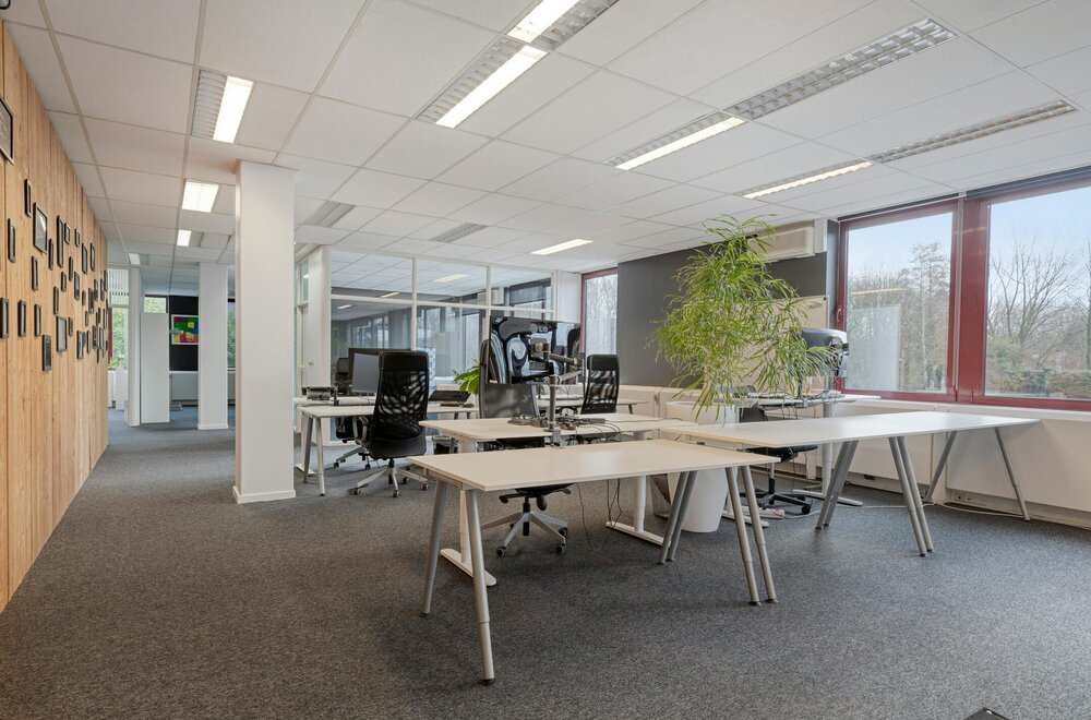 patrimoniumvennootschap-met-kantoorgebouw-in-aartselaar006.jpg