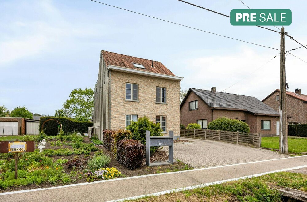 instapklaar-appartement-met-twee-slaapkamers-in-wuustwezel-001.jpg