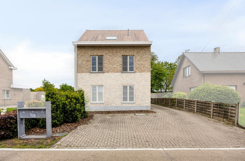 instapklaar-appartement-met-twee-slaapkamers-in-wuustwezel-002.jpg