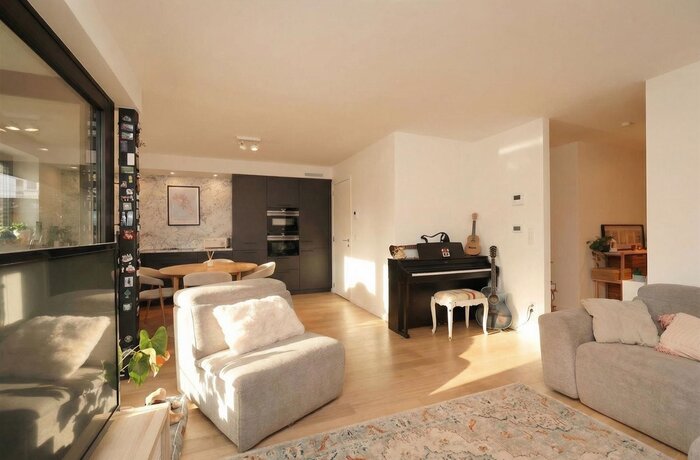 3730 BILZEN-HOESELT