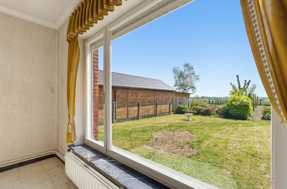 woning-met-potentieel-n-prachtig-uitzicht-in-aarsele005.jpg