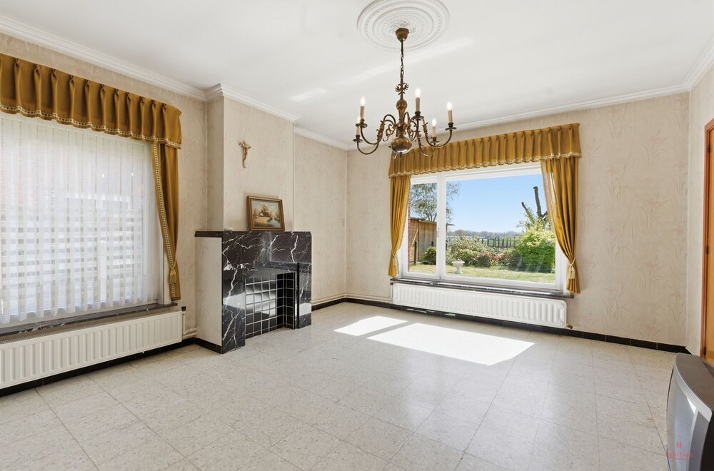 woning-met-potentieel-n-prachtig-uitzicht-in-aarsele006.jpg