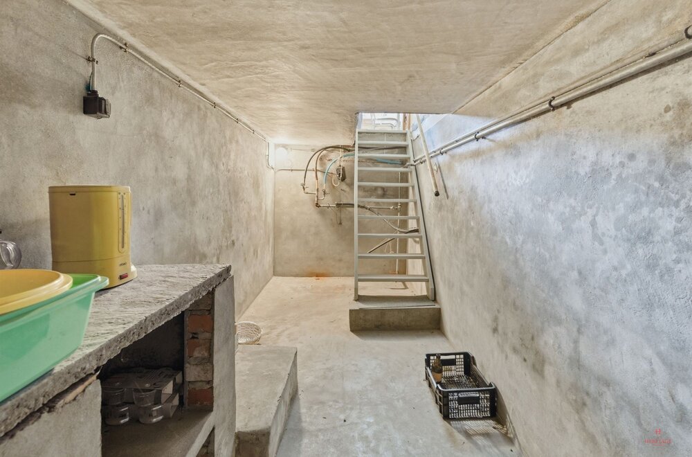 woning-met-potentieel-n-prachtig-uitzicht-in-aarsele011.jpg