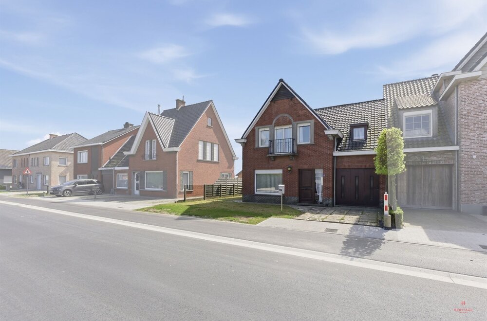 woning-met-potentieel-n-prachtig-uitzicht-in-aarsele032.jpg