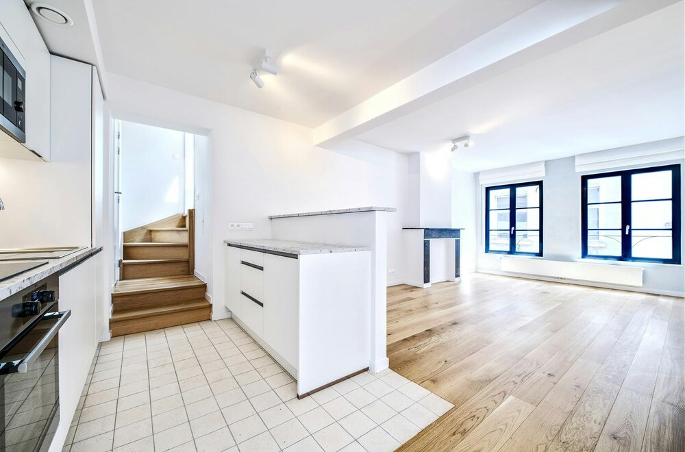 appartement-met-2-slaapkamers-aan-grote-markt-brussel002.jpg