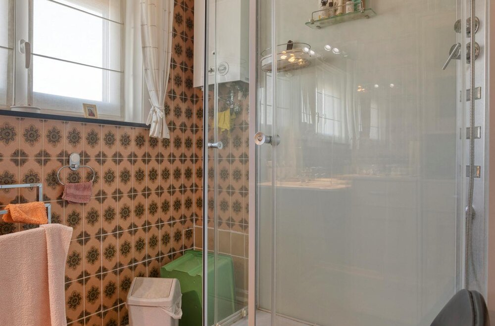 gezinswoning-met-3-slaapkamers-en-tuin-te-koop-in-roeselare012.jpg