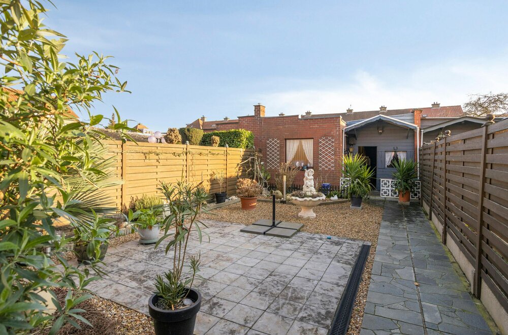 gezinswoning-met-3-slaapkamers-en-tuin-te-koop-in-roeselare015.jpg