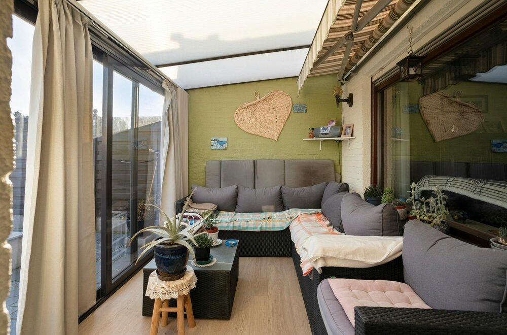 gezinswoning-met-3-slaapkamers-en-tuin-te-koop-in-roeselare016.jpg